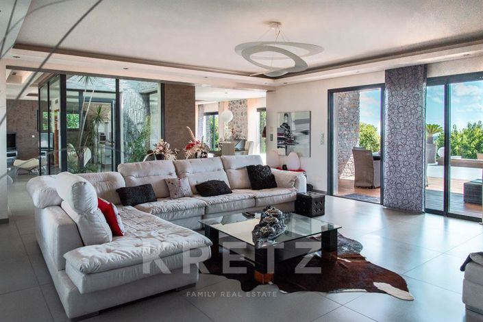 Image No.4-3 Bed House for sale