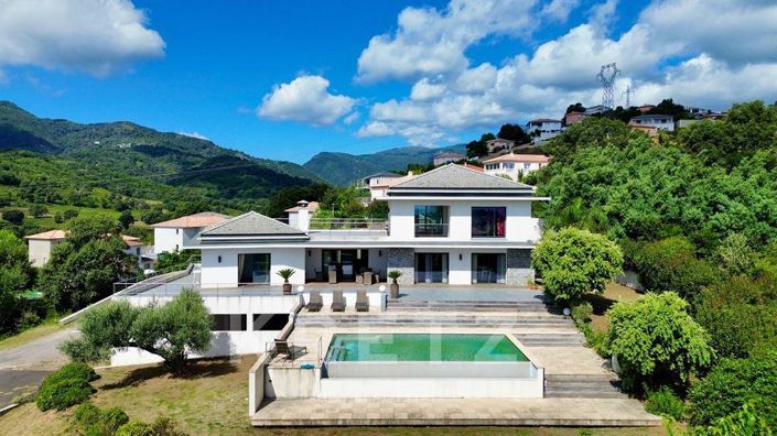 Image No.5-3 Bed House for sale