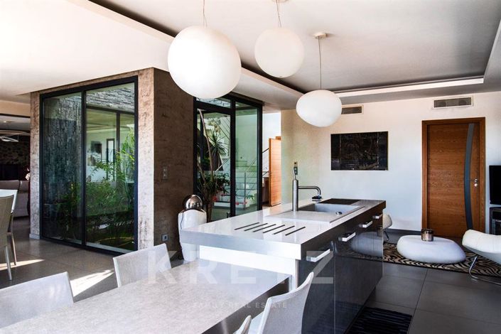 Image No.7-3 Bed House for sale