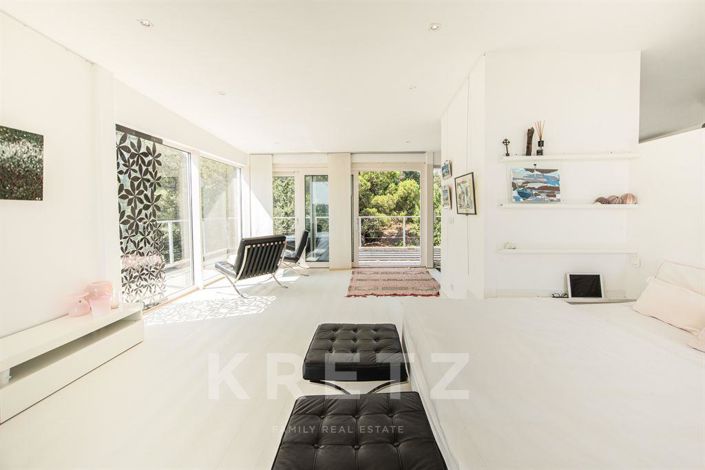 Image No.10-5 Bed House for sale