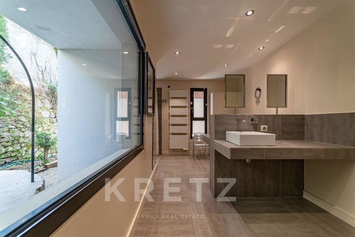 Image No.15-4 Bed House for sale