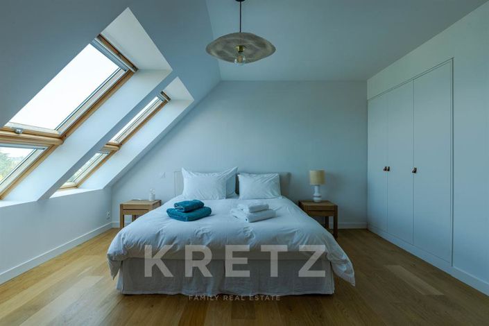 Image No.4-5 Bed Property for sale