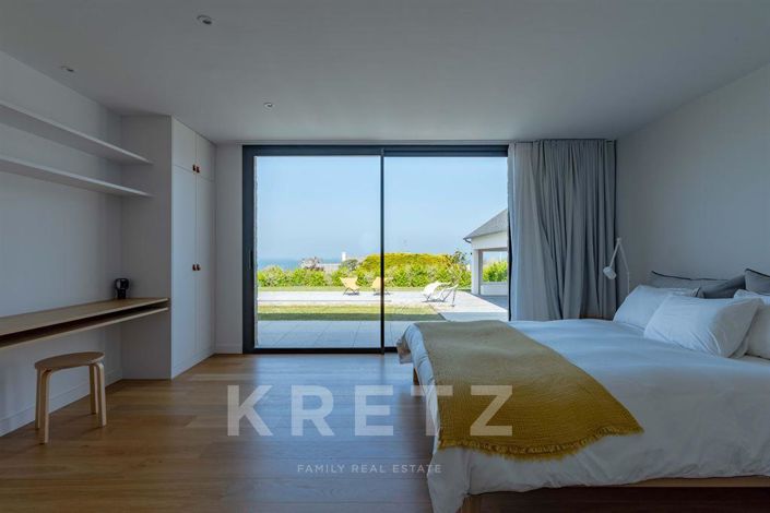 Image No.5-5 Bed Property for sale