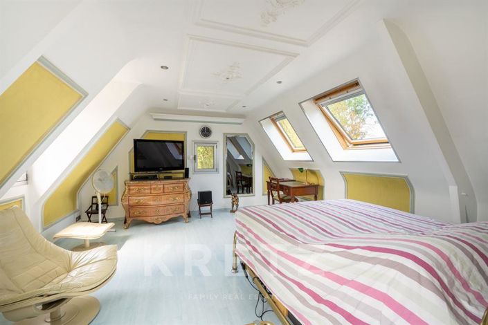 Image No.14-5 Bed House for sale