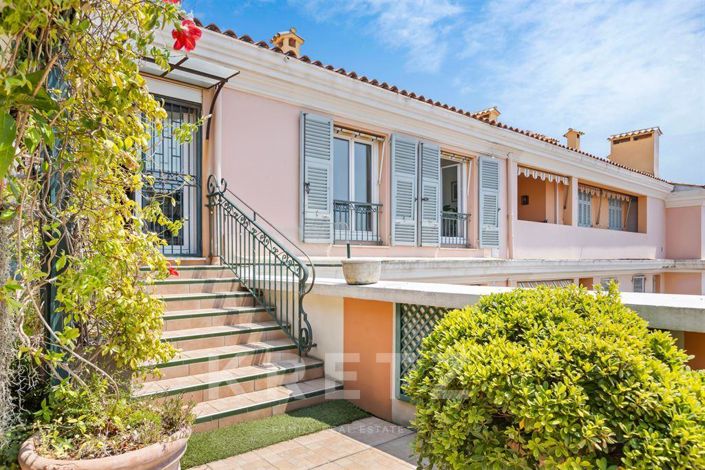 Image No.12-5 Bed Apartment for sale