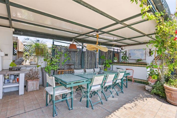 Image No.13-5 Bed Apartment for sale