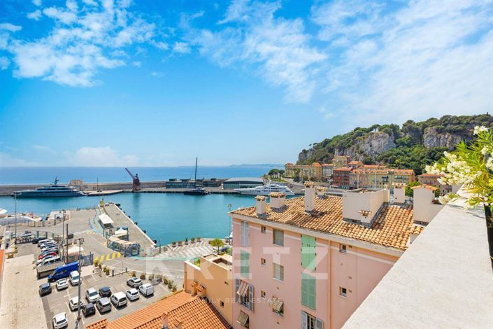 Image No.16-5 Bed Apartment for sale