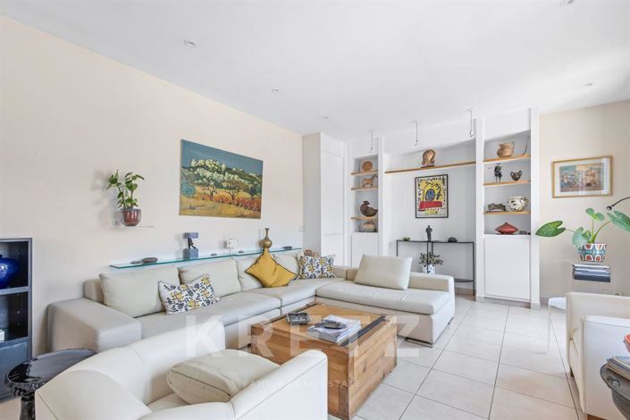 Image No.5-5 Bed Apartment for sale