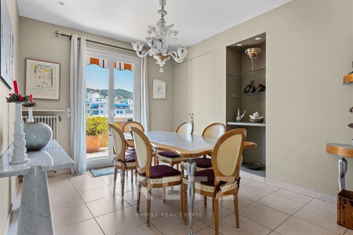 Image No.8-5 Bed Apartment for sale