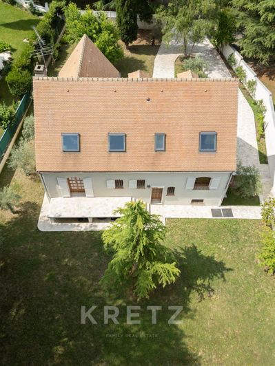 Image No.20-5 Bed House for sale