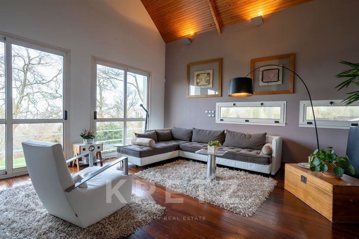 Image No.3-4 Bed Property for sale