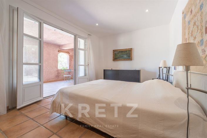 Image No.13-6 Bed House for sale