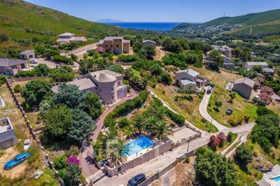 5 Bed House for sale