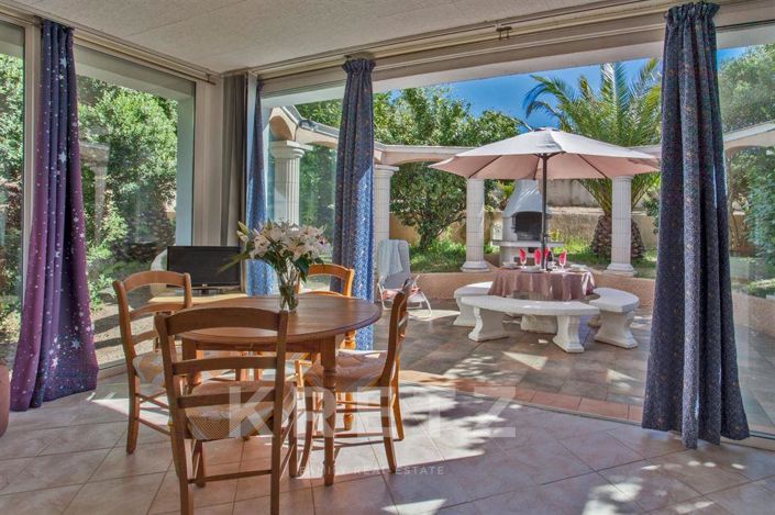 Image No.7-5 Bed House for sale