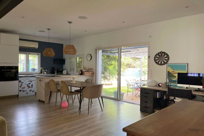 Image No.3-3 Bed House for sale