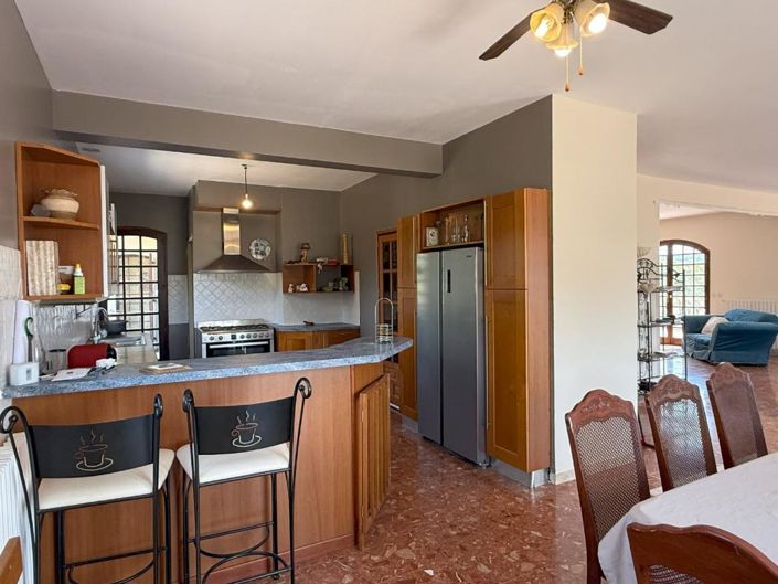 Image No.8-7 Bed House for sale