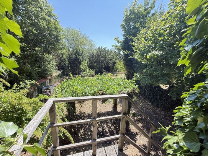 Image No.11-7 Bed House for sale