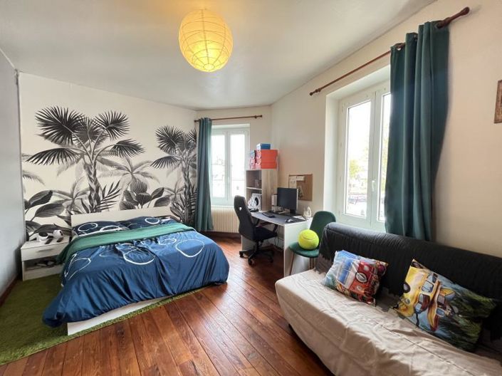 Image No.9-4 Bed House for sale