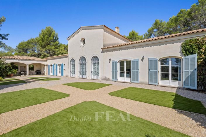 Image No.2-5 Bed House for sale