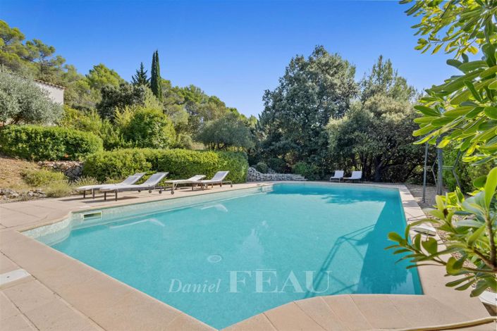 Image No.4-5 Bed House for sale