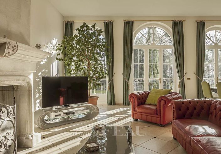 Image No.7-5 Bed House for sale