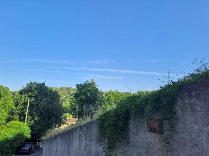 Image No.17-3 Bed House for sale