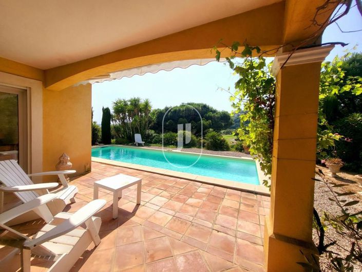 Image No.8-3 Bed House for sale