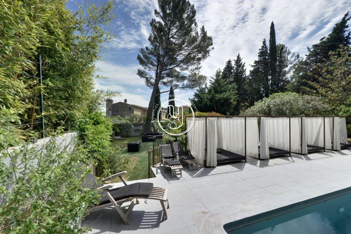 Image No.19-12 Bed House for sale