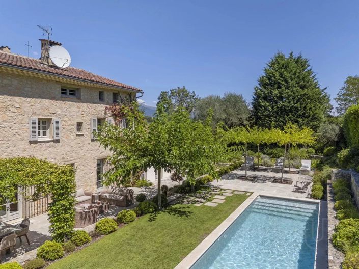 Image No.1-4 Bed House for sale