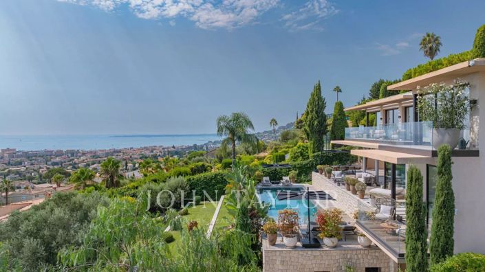 Image No.2-5 Bed House for sale