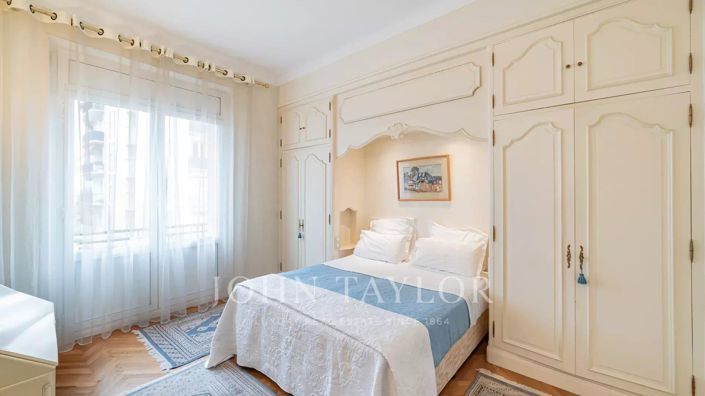 Image No.10-3 Bed Apartment for sale