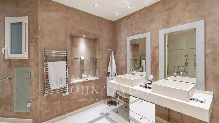 Image No.9-3 Bed Apartment for sale