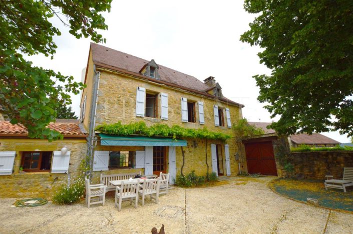 Image No.11-5 Bed Property for sale