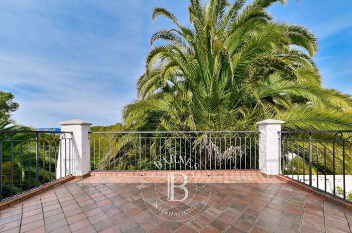 Image No.2-7 Bed House for sale