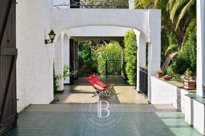 Image No.3-7 Bed House for sale