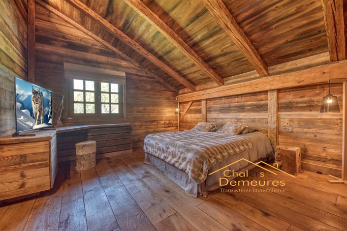 Image No.10-6 Bed House for sale