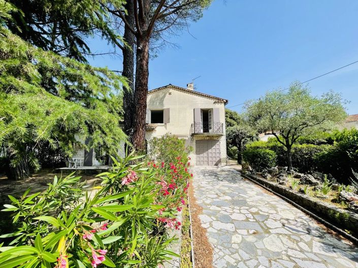 Image No.1-3 Bed House for sale