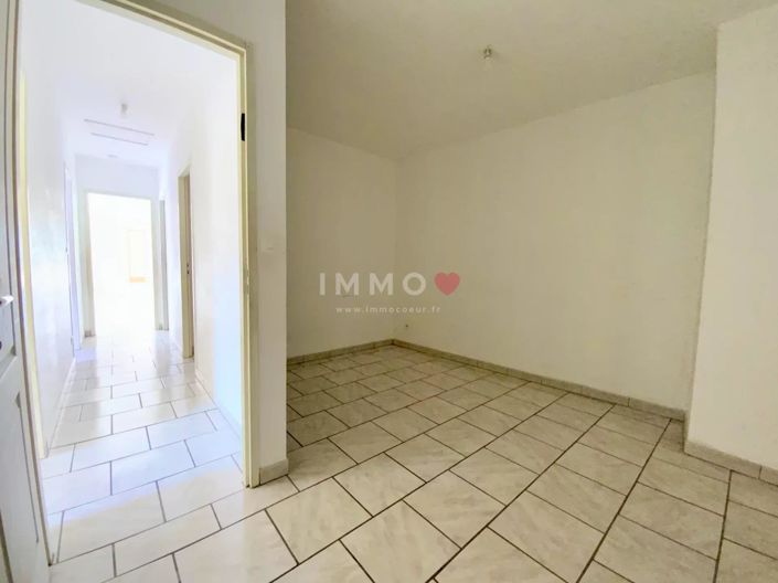 Image No.10-2 Bed House for sale