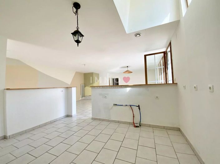 Image No.13-2 Bed House for sale