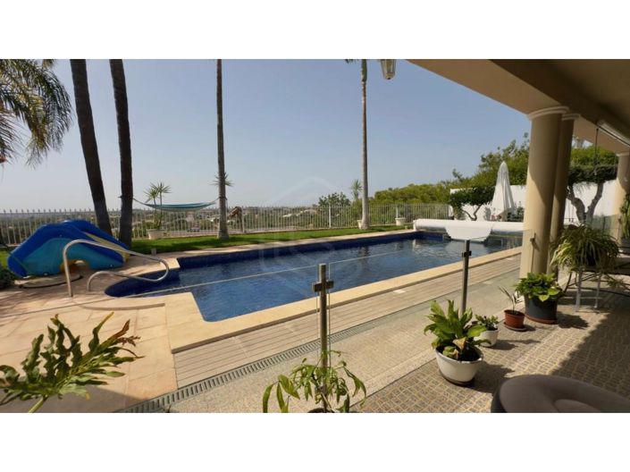 Image No.13-4 Bed House for sale