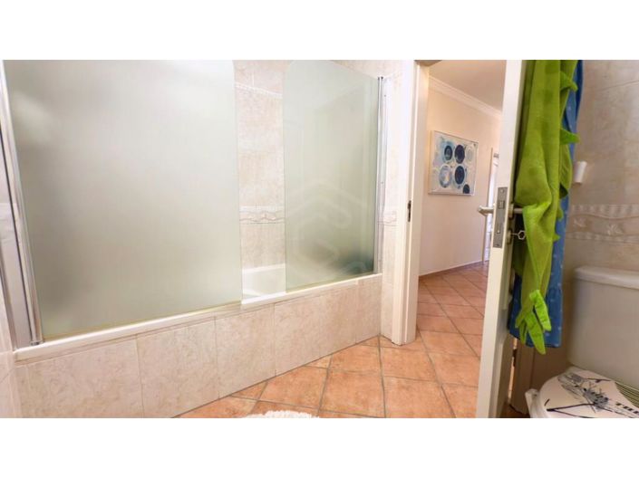 Image No.23-4 Bed House for sale