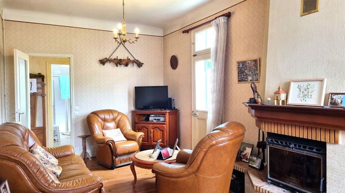 Image No.19-3 Bed House for sale