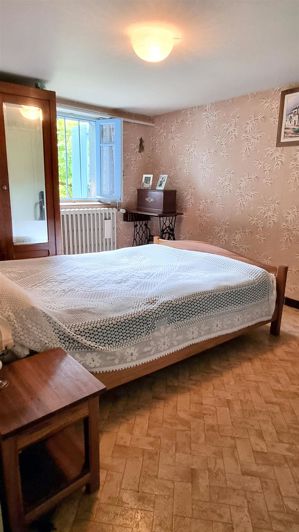 Image No.32-3 Bed House for sale