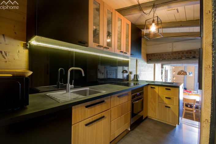 Image No.10-3 Bed Apartment for sale