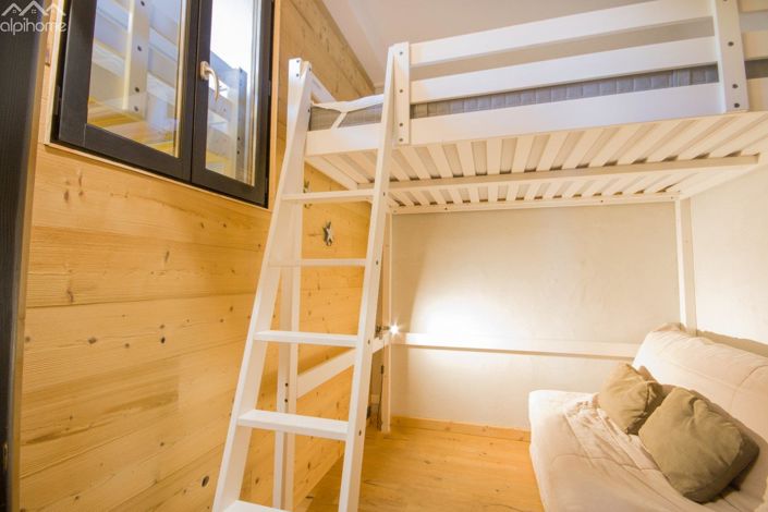 Image No.11-3 Bed Apartment for sale