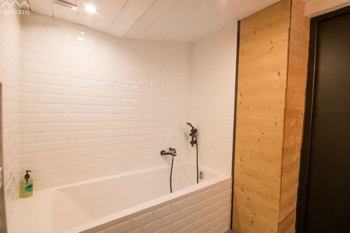 Image No.17-3 Bed Apartment for sale