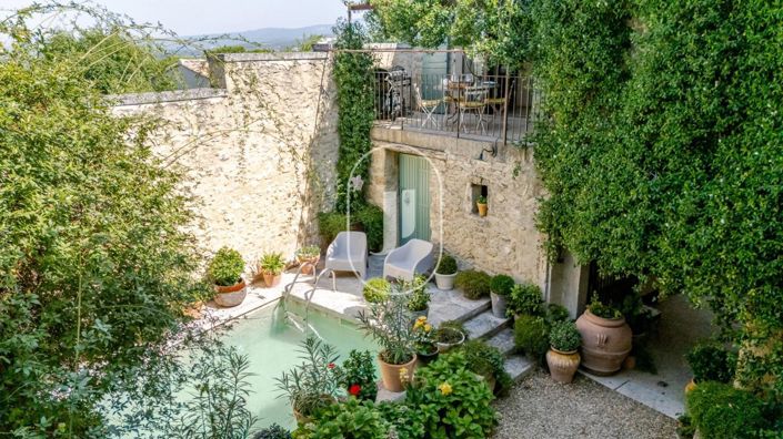 Image No.2-4 Bed House for sale