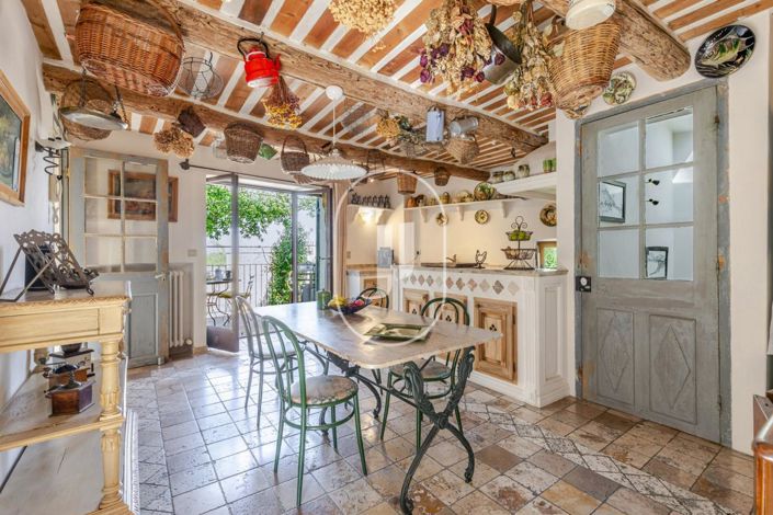 Image No.3-4 Bed House for sale