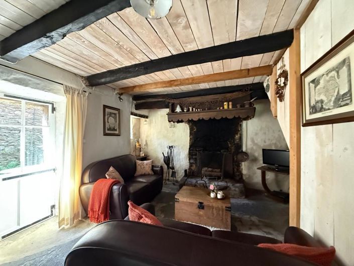 Image No.15-4 Bed House for sale