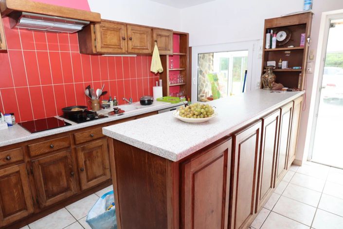 Image No.9-3 Bed House for sale